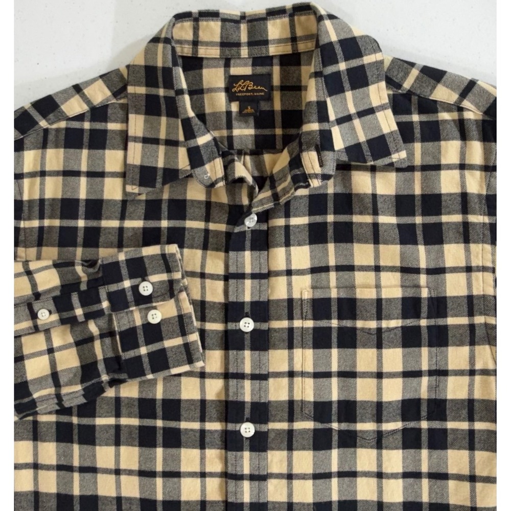 LL Bean Button Up Flannel Small Cream Black Plaid Cotton Silk Blend Vintage